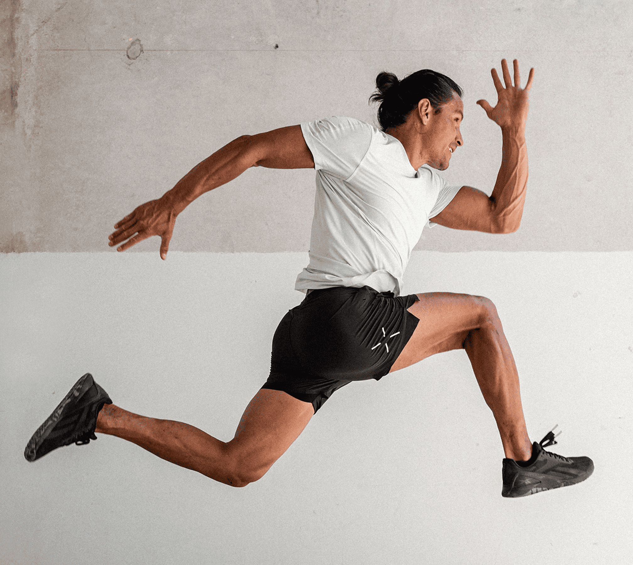 GenovaWebArt-case-study-Ten-Thousand-mini-gallery-running-man